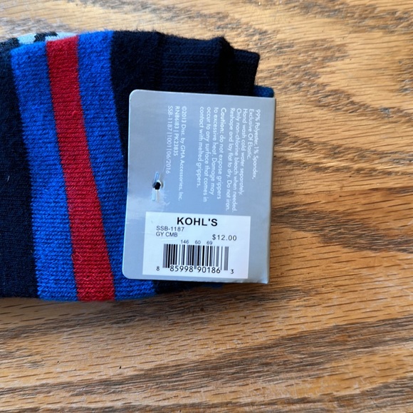 Boys “Grip It Slippers” - Picture 3 of 4